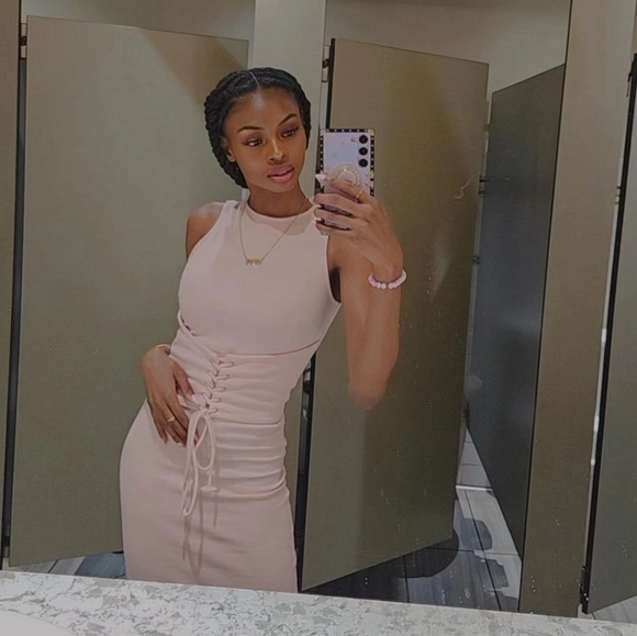 Pink Dress - Picture 3 of 4